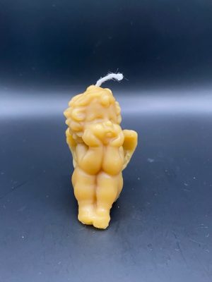 491 - Ange petit main tete genoux 2 Ange menton dans mains