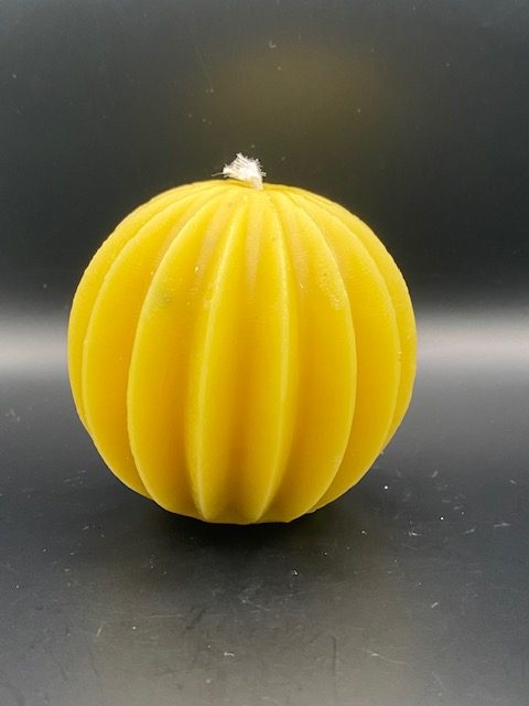 Bougie ronde avec Strie