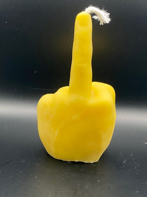 Main doigt d'honneur